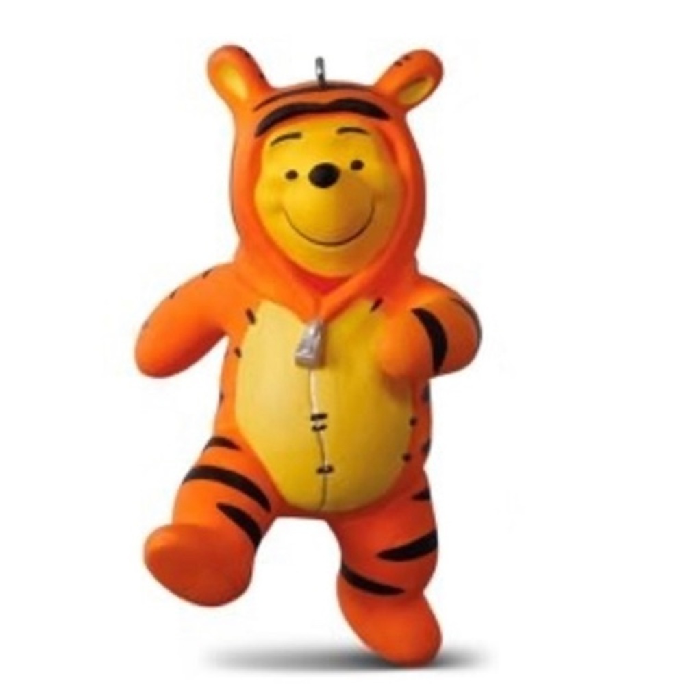 Hallmark Keepsake Disney Winnie the Pooh And Tigger Too Hallmark Ornament 2018